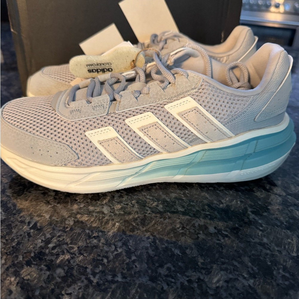 adidas Astrastar Lace Up Womens Size 8 Sneakers Casual Shoes JR8729 NWB